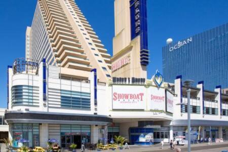 Cozysuites At Showboat Bold 2Br 3Ba Beachfront Атлантик Сити Екстериор снимка